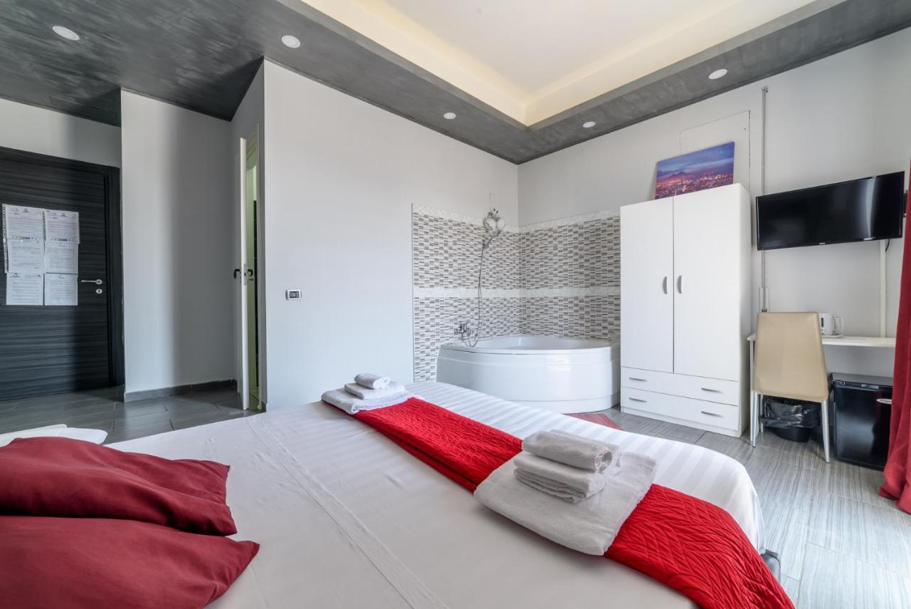 Paradise Gasthuis 4*